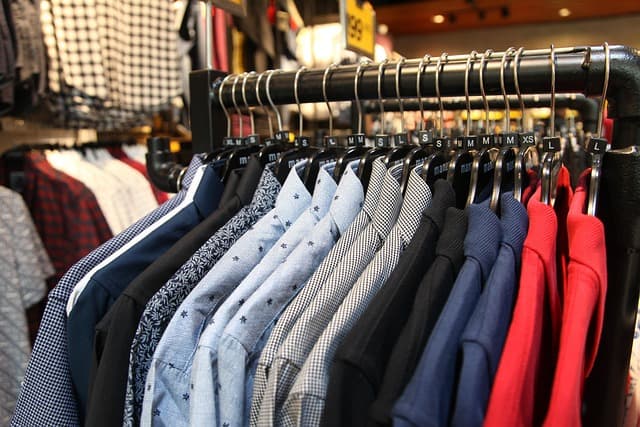 Comment choisir des vêtements bio et éthiques pour votre garde-robe